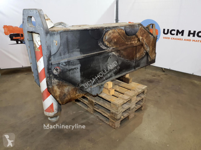 تجهيزات الأشغال العمومية Terex