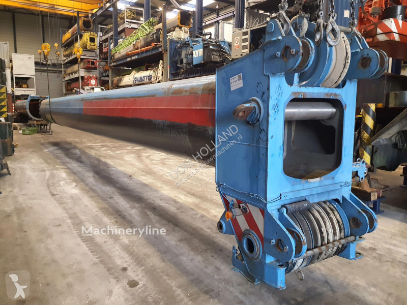 تجهيزات الأشغال العمومية Liebherr
