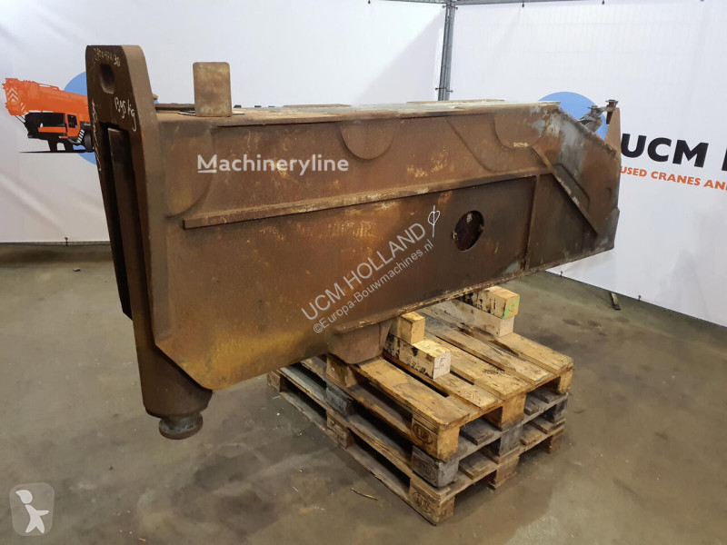 تجهيزات الأشغال العمومية Terex
