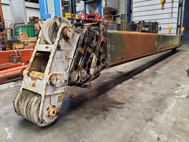 Vybavenie stavebného stroja Liebherr