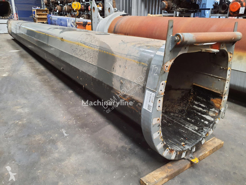 تجهيزات الأشغال العمومية Liebherr