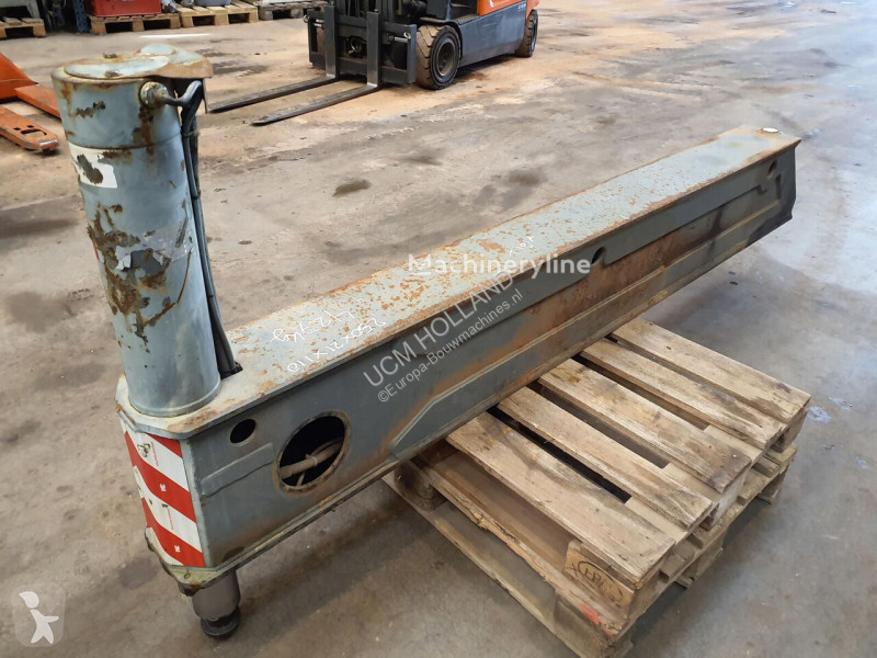 تجهيزات الأشغال العمومية Liebherr
