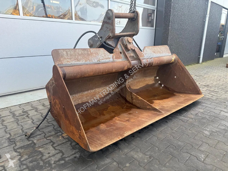 تجهيزات الأشغال العمومية Eurosteel S70