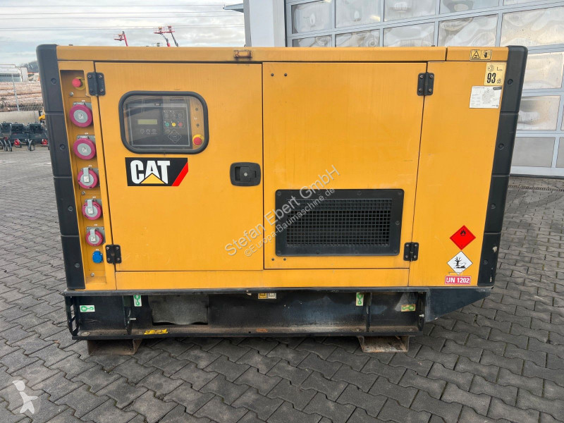 Stavebný stroj Caterpillar DE65E3 /...