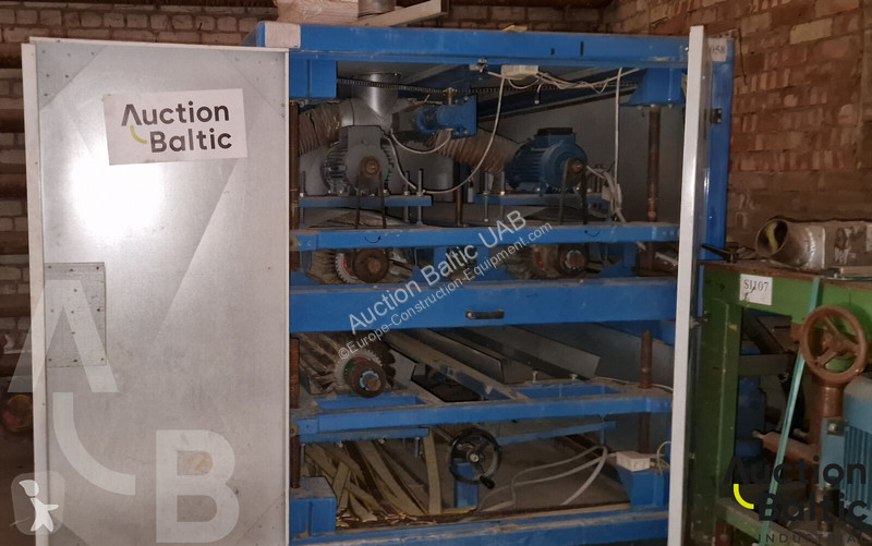Équipements TP  sanding machine