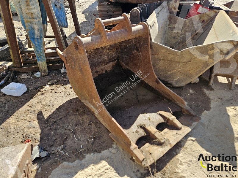 Équipements TP  bucket