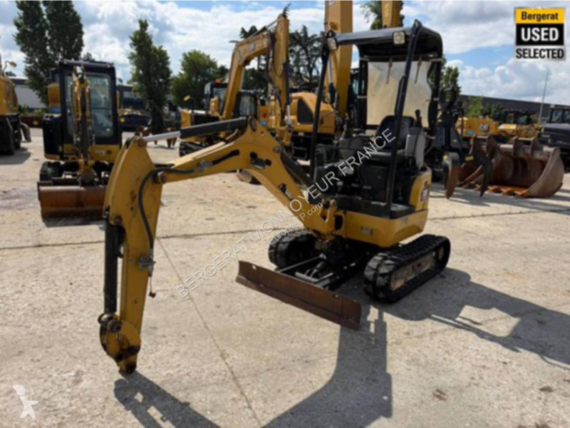 Équipements TP Caterpillar 301.7D CR