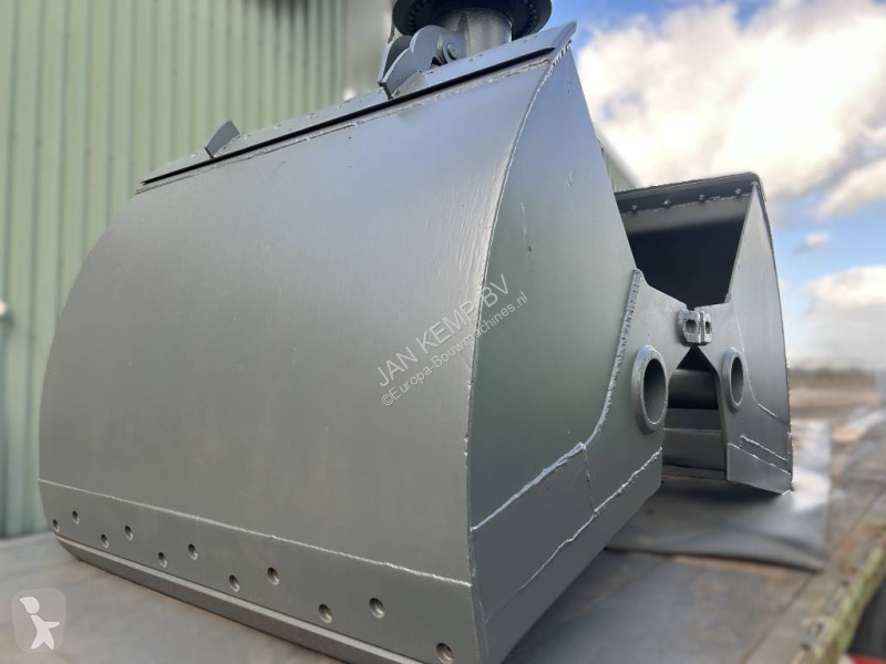 تجهيزات الأشغال العمومية Liebherr GM 25