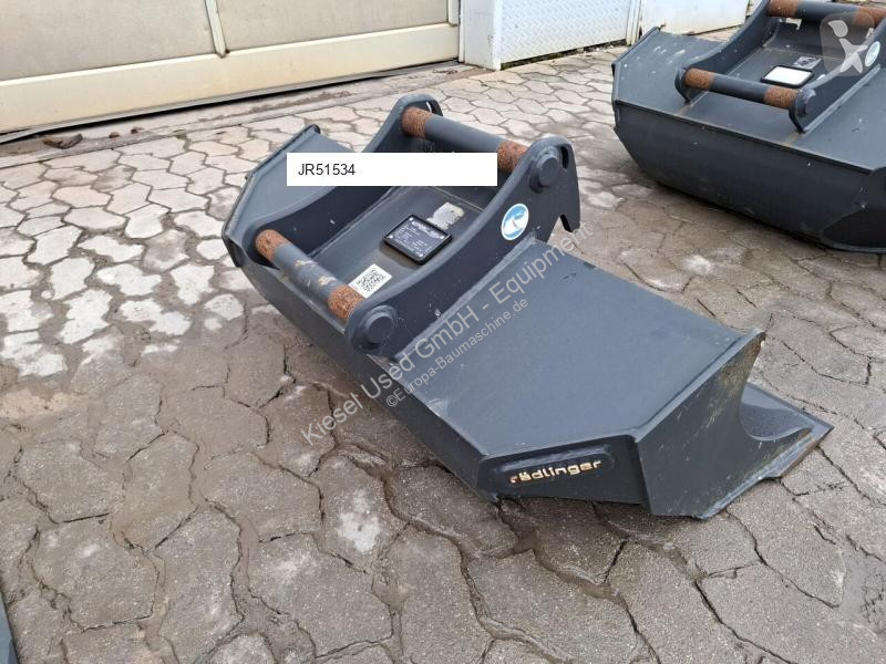 Vybavenie stavebného stroja Rädlinger...