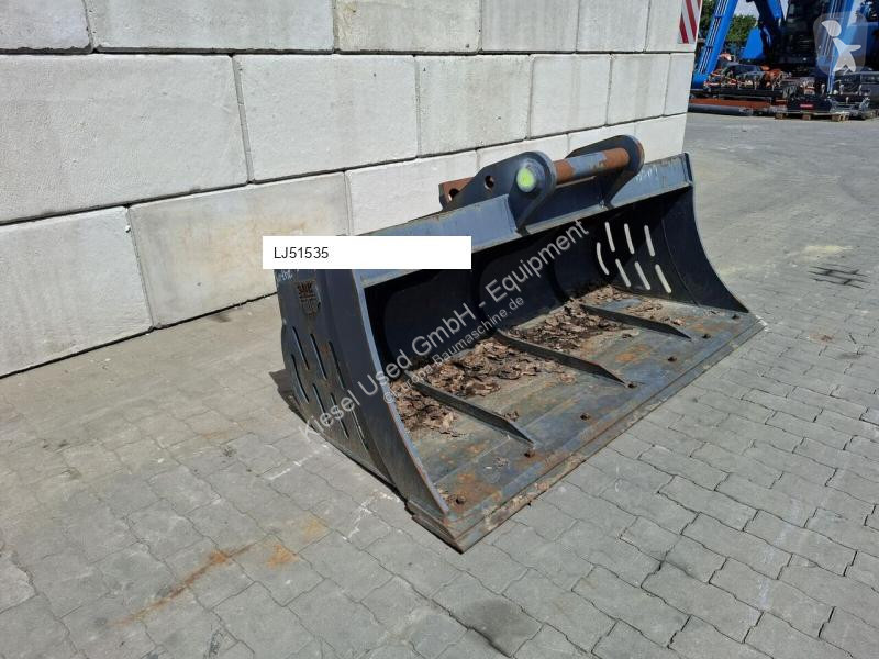 Vybavenie stavebného stroja  Grabenräumlöffel...