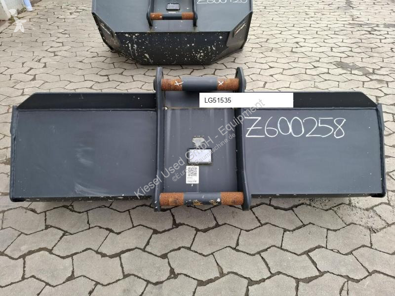 Vybavenie stavebného stroja Rädlinger KGL08S-1500