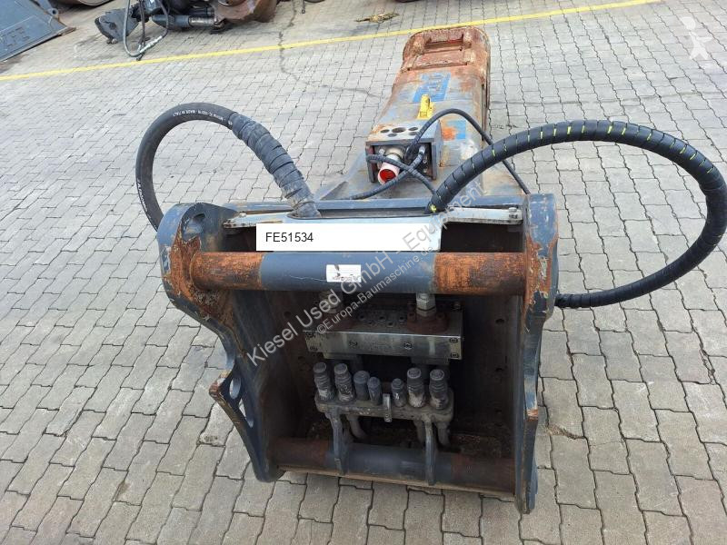 Vybavenie stavebného stroja  Inan Makina r MTB365
