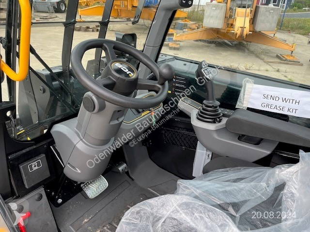 Vybavenie stavebného stroja JCB  TLT30-19D