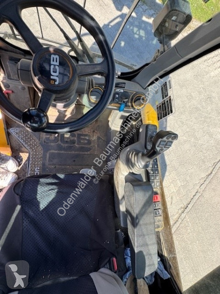Vybavenie stavebného stroja JCB  TLT30-23 D 4x4