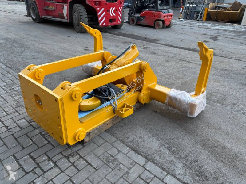 تجهيزات الأشغال العمومية Komatsu D61/D65/D71...