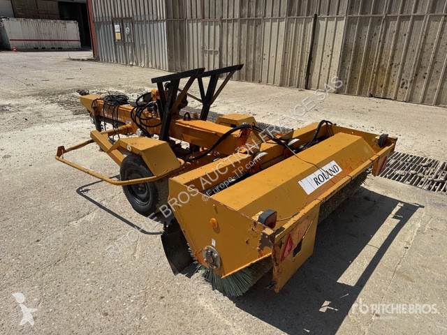 Equipamentos de obras Rabaud  2000B