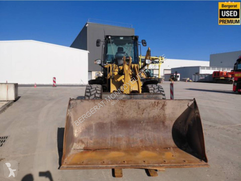 Équipements TP Caterpillar 918M