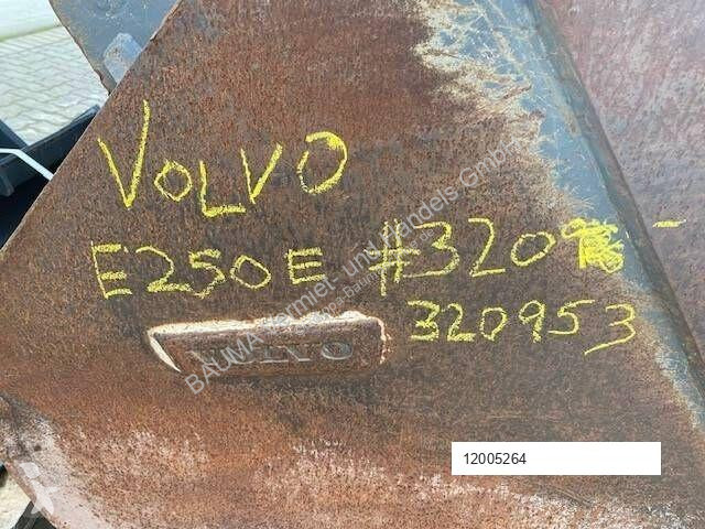 Stavební vybavení TL (5264) 1.35 m  / bucket S70