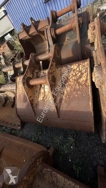 Aanbouwstukken voor bouwmachines   Available