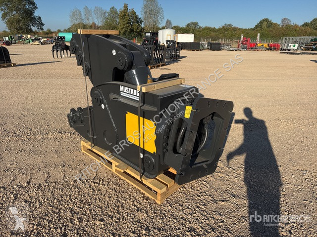 Equipamientos maquinaria OP Mustang 20