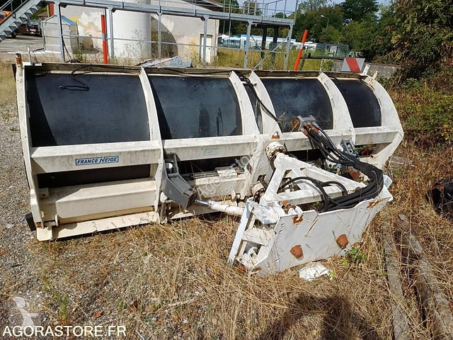 Machinery equipment