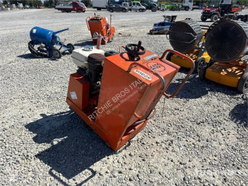 Equipamiento obras de carretera
