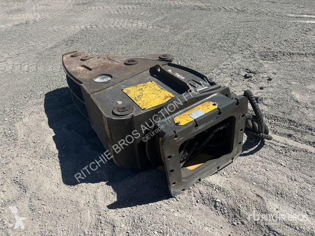 Mustang 20 machinery equipment