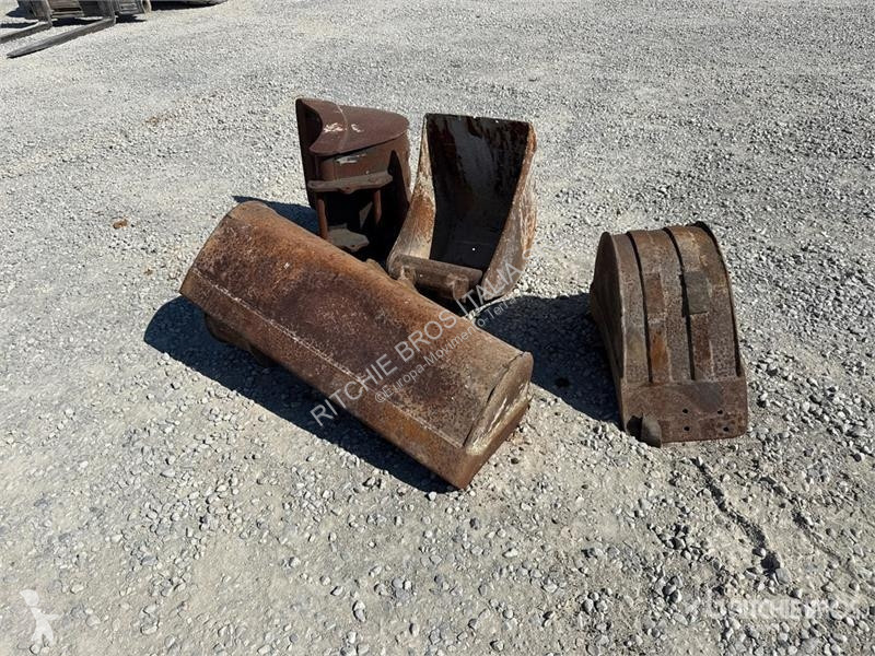 Quantity of (5) Excavator Bucket machinery...