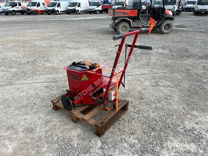 Bygg-anläggningsutrustningar  Midas S30 Sealer