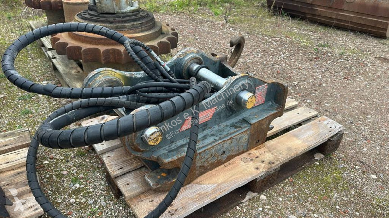 Строително оборудване Oilquick Oil Quick OQ 70...