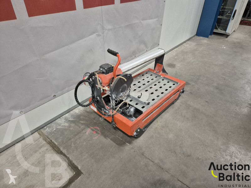 Строително оборудване Husqvarna TTS73R
