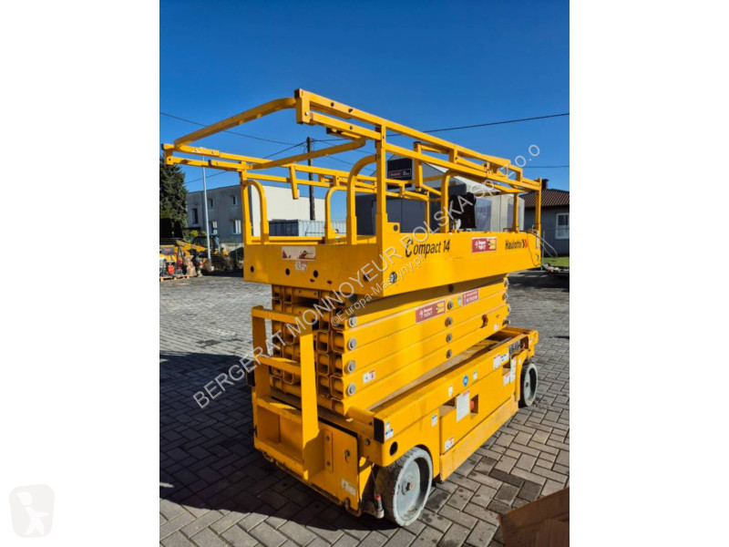 تجهيزات الأشغال العمومية Haulotte COMPACT 14