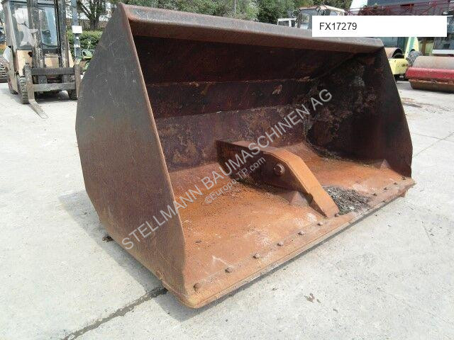Aanbouwstukken voor bouwmachines  Godet frontal