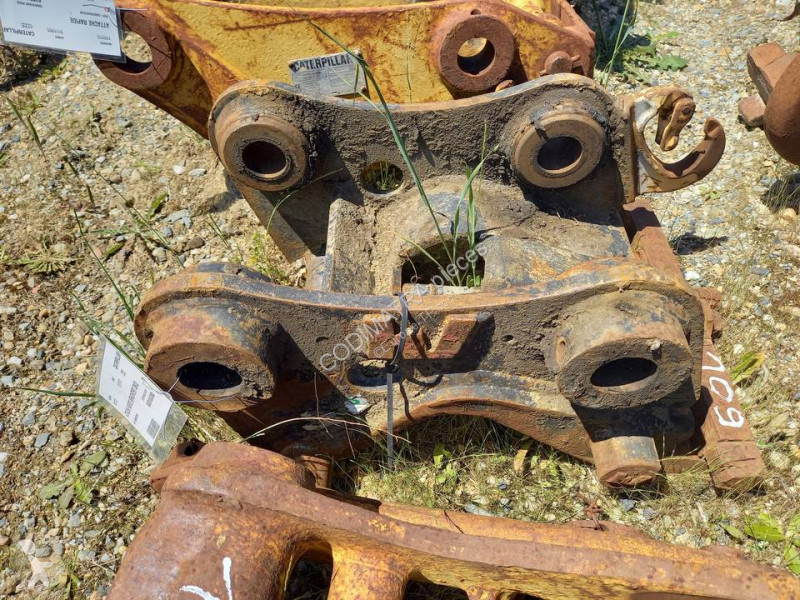 Équipements TP Caterpillar 305