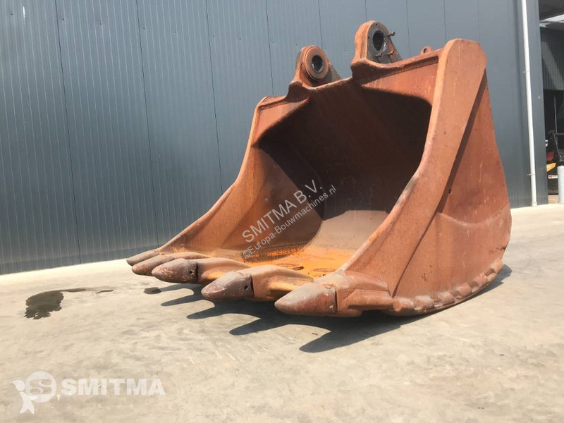 Aanbouwstukken voor bouwmachines Caterpillar...