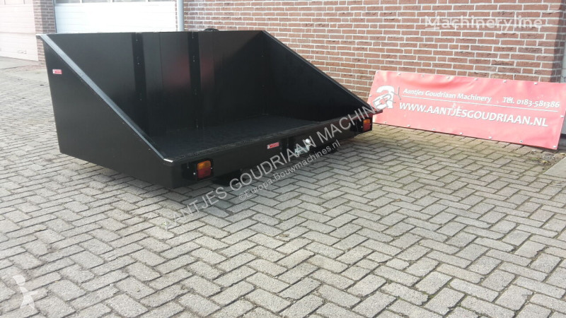 Aanbouwstukken voor bouwmachines  Transportbak