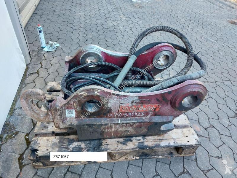 Stavební vybavení Oilquick Attache rapide...