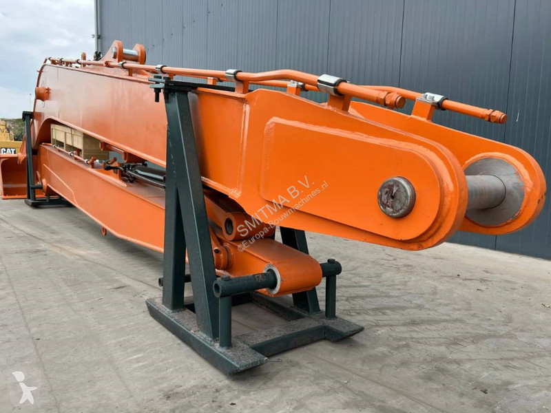 Vybavenie stavebného stroja Hitachi ZX220 18m...