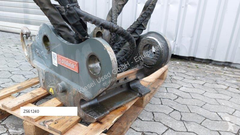Stavební vybavení Oilquick Attache rapide OQ65...
