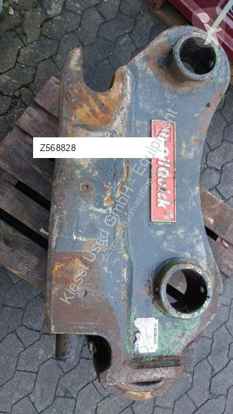 تجهيزات الأشغال العمومية Hitachi Attache rapide...
