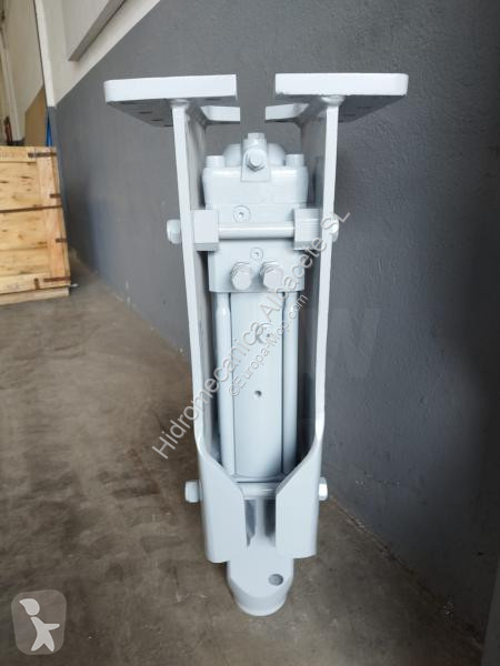 Equipamientos maquinaria OP Furukawa F/3 FT