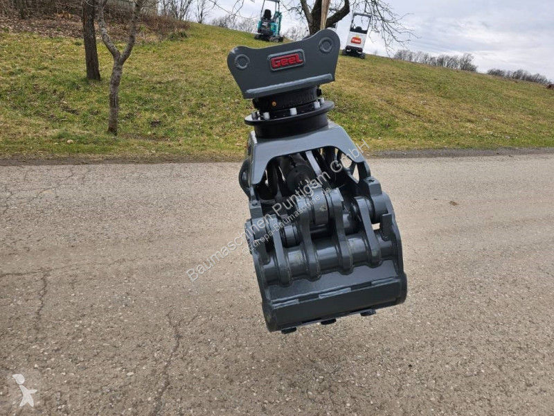 Equipamentos de obras  UG 08