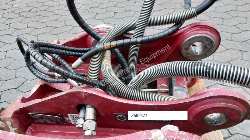 Stavební vybavení Hitachi Attache rapide...