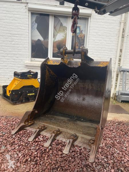 Equipamientos maquinaria OP JCB LOT 3 GODETS...