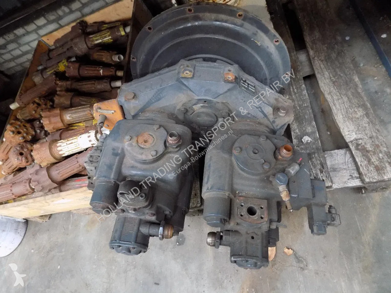 Vybavenie stavebného stroja  hydro motor...