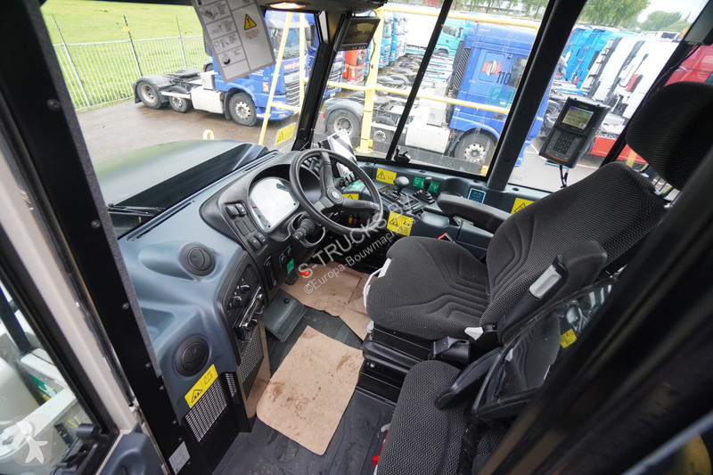 Vybavenie stavebného stroja  TEREX RA 40 6X6...