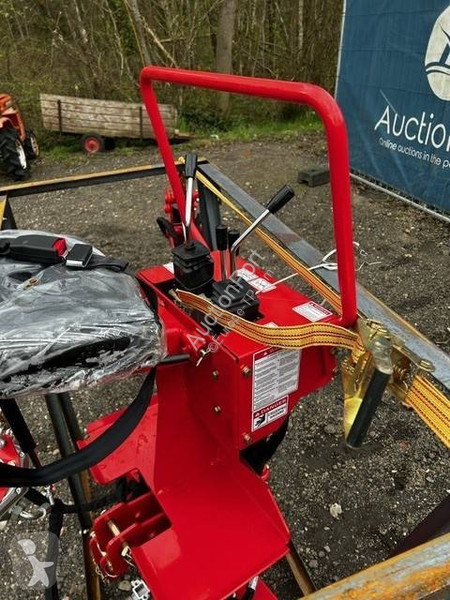 Aanbouwstukken voor bouwmachines  BK145