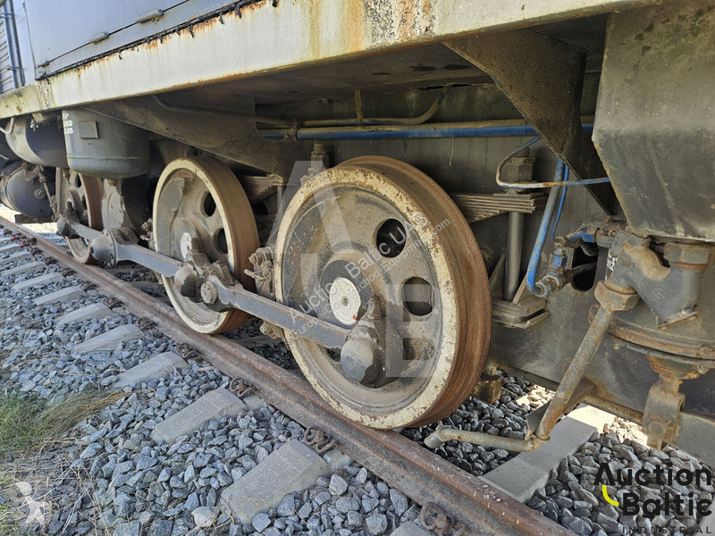 Vybavenie stavebného stroja  TGM 23 B