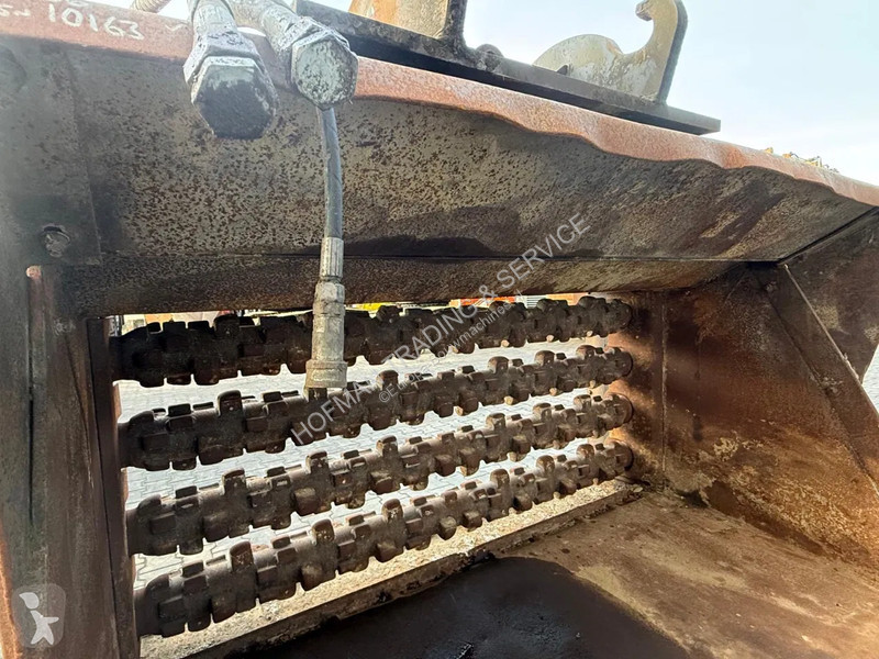 Vybavenie stavebného stroja  CW45