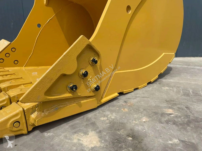 Aanbouwstukken voor bouwmachines Caterpillar...